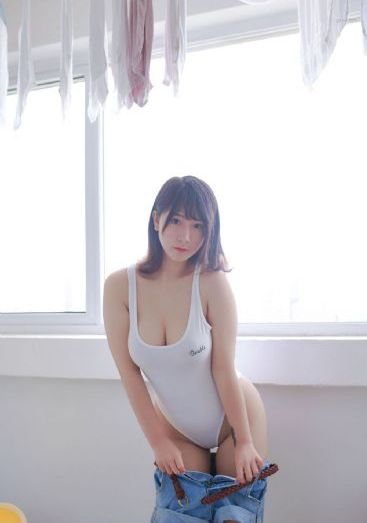 操骚笔小说_超清免费播放
